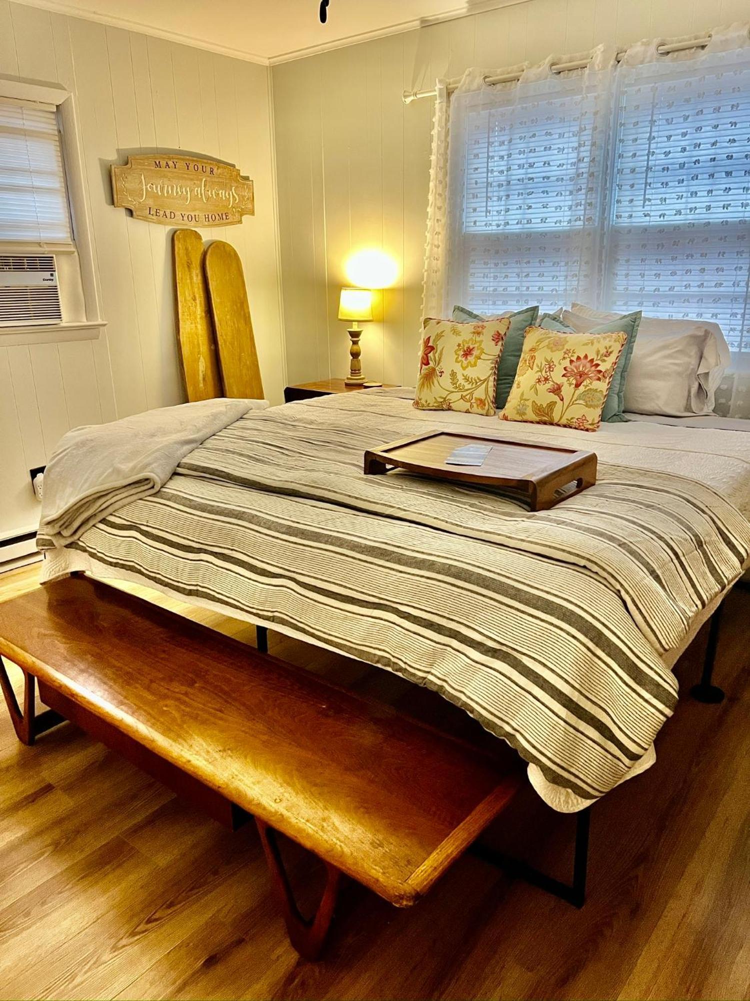 Mountain Lake Retreat - Hot Tub, Lake, Fire Pit, Wineries, Restaurant Harper's Ferry Esterno foto